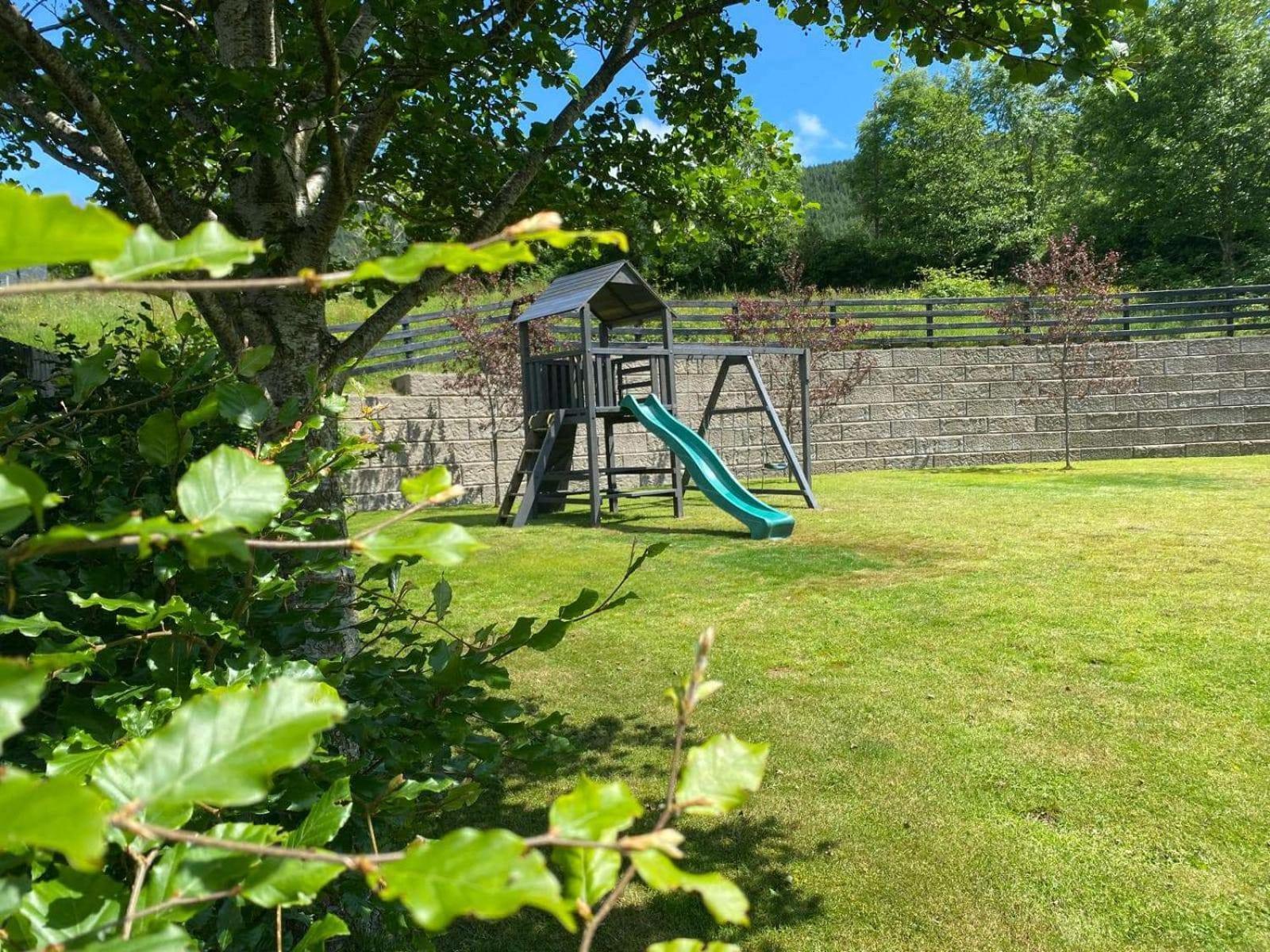 Rostrevor Valley House -Mountainside Hot Tub View Newry Exterior photo